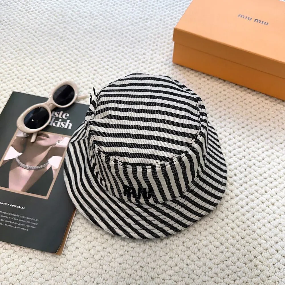 Miu Miu miu classic
